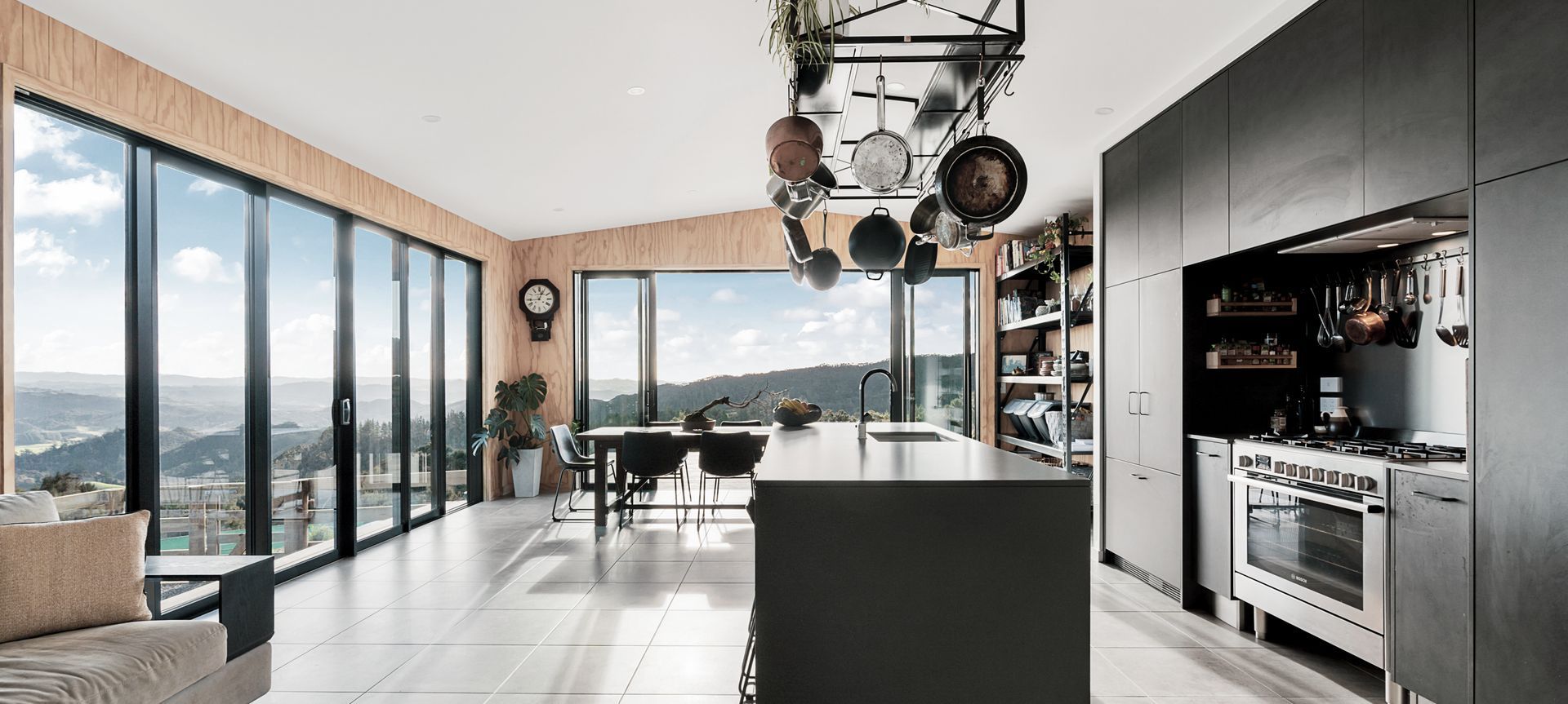 Martin Rd Residence, Kaeo banner