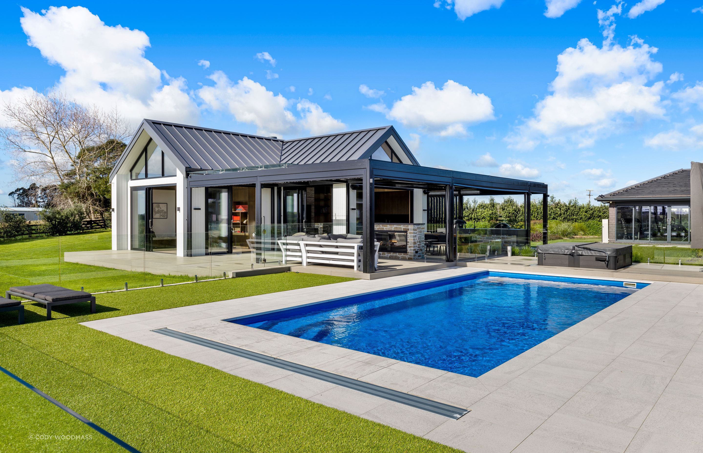 Karaka Boutique Pool House