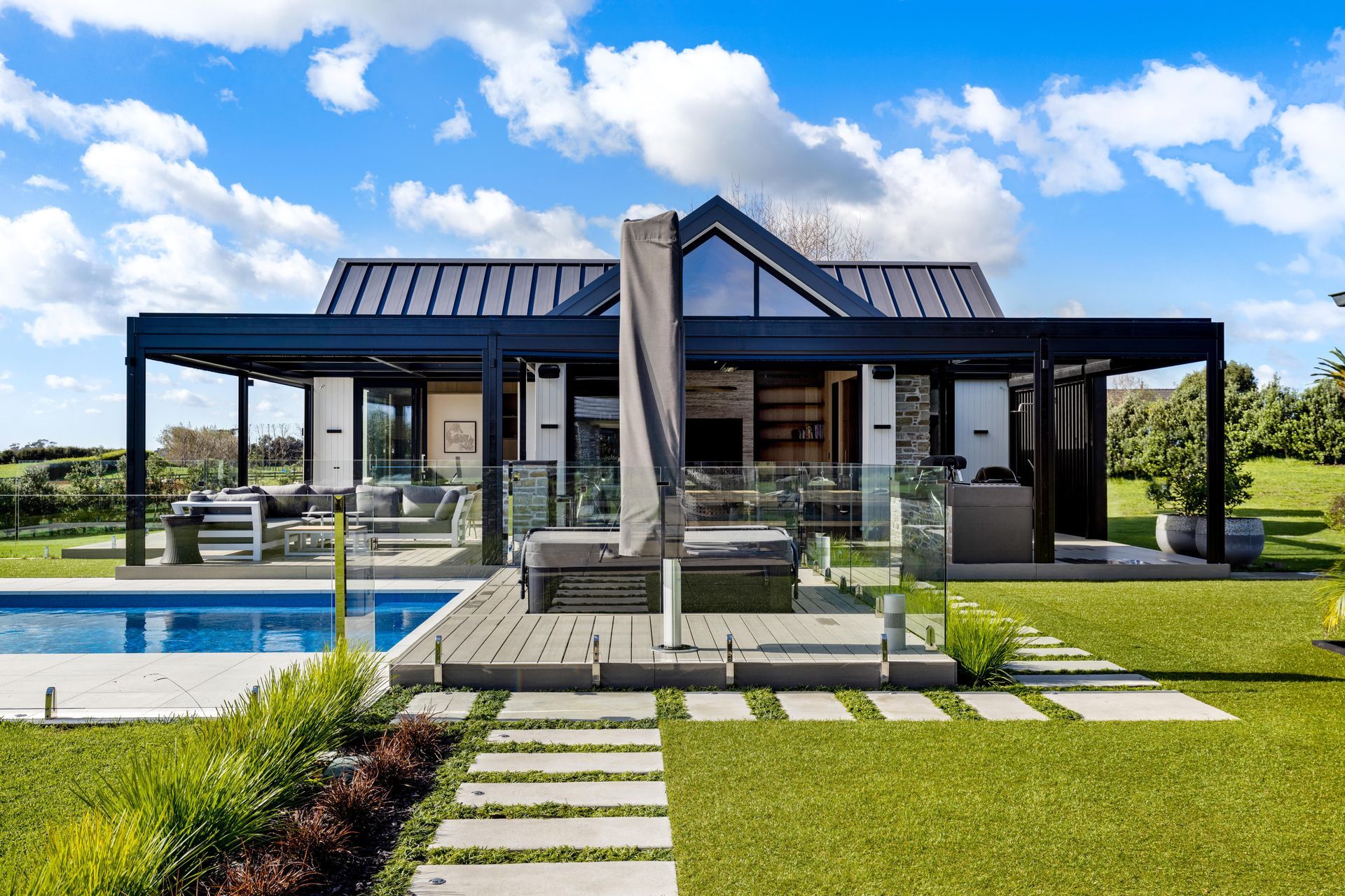 Karaka Boutique Pool House