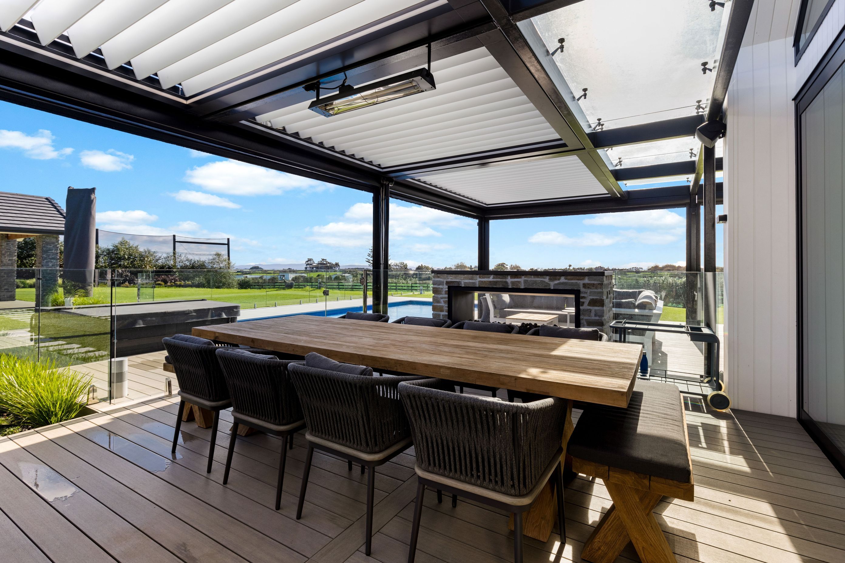 Karaka Boutique Pool House