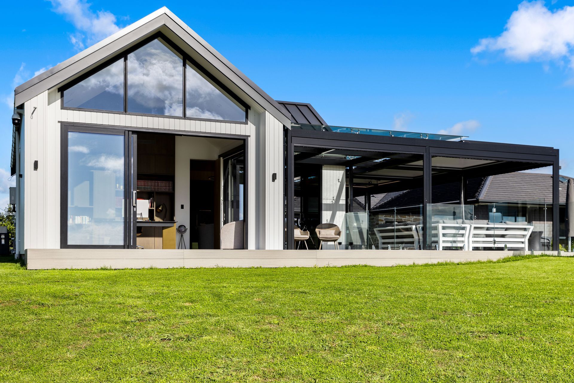 Karaka Boutique Pool House