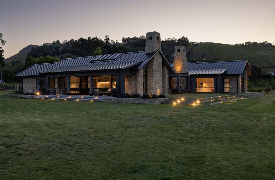 Tuki River House