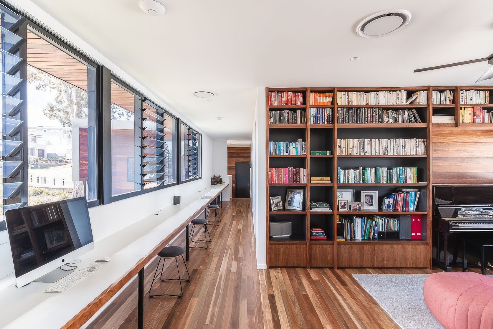 2xSpotted-Gum-Shiplap-and-Solid-Flooring-2archipro.jpeg