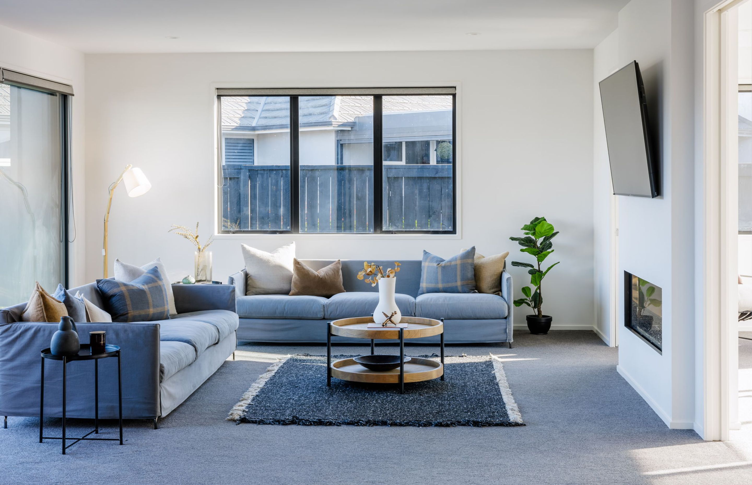 38-web-or-mls-35inHouseAR56580.jpg