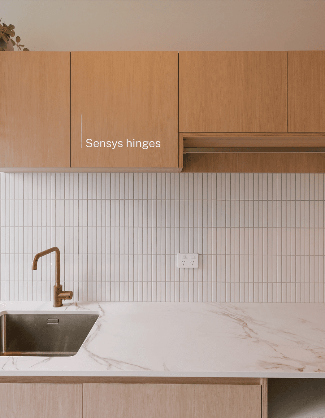 See the attention to detail with the alignment of the tiles and overhead cabinets. Once you have Sensys hinges you won't be able to live without them.