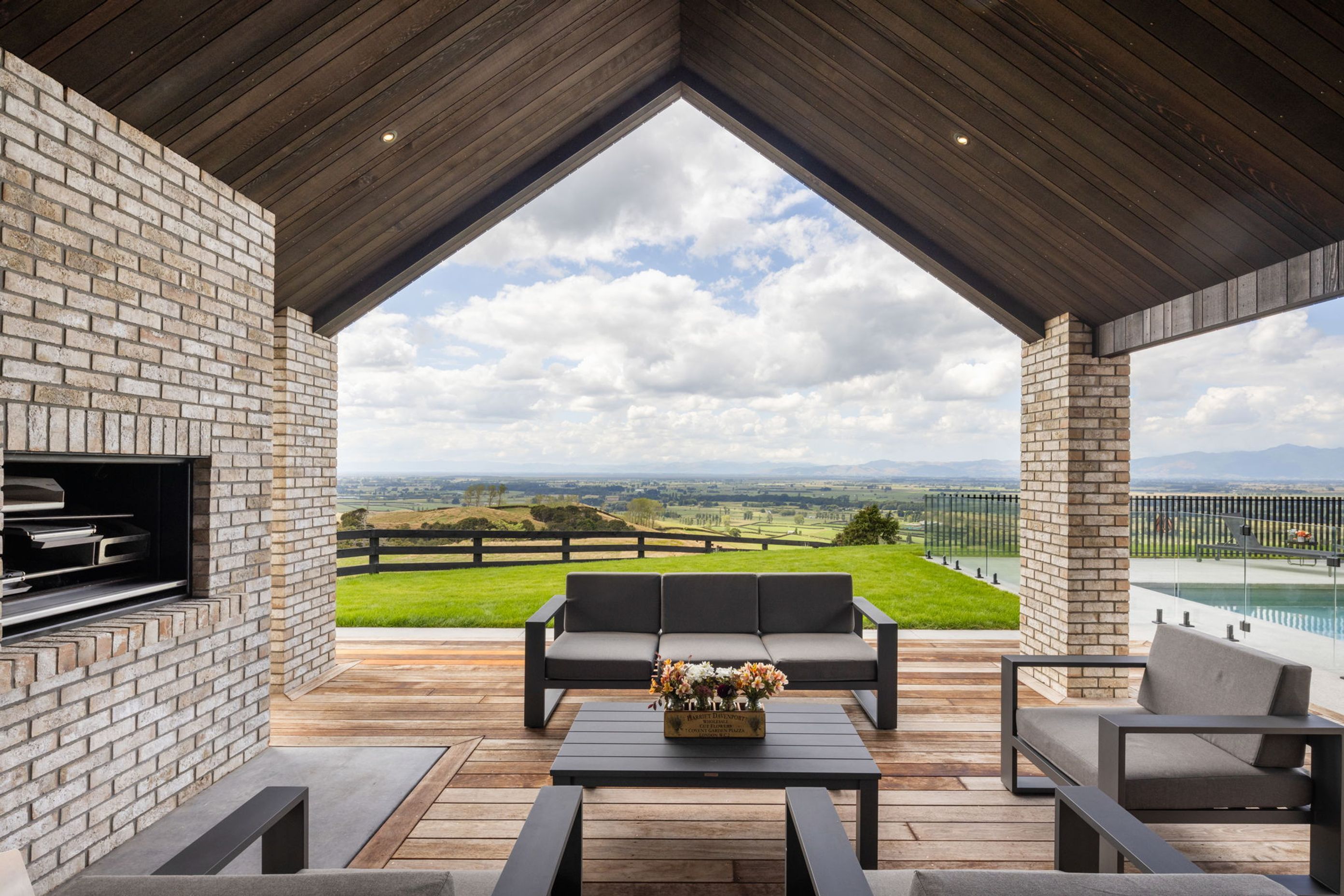 44-web-or-mls-inHouseAR55034.jpg