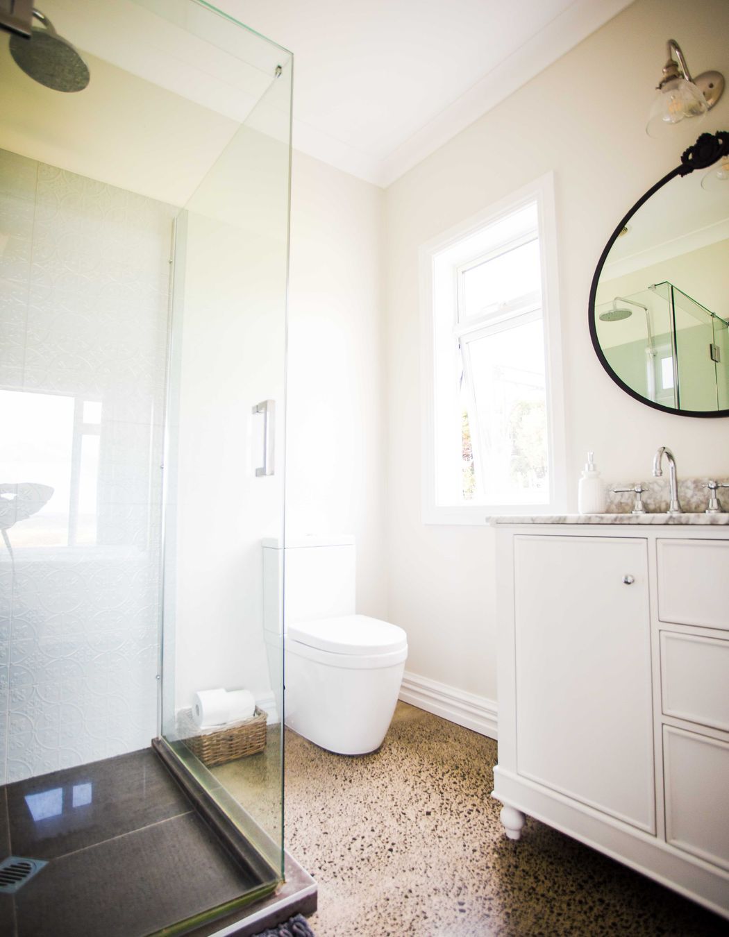 Main bathroom