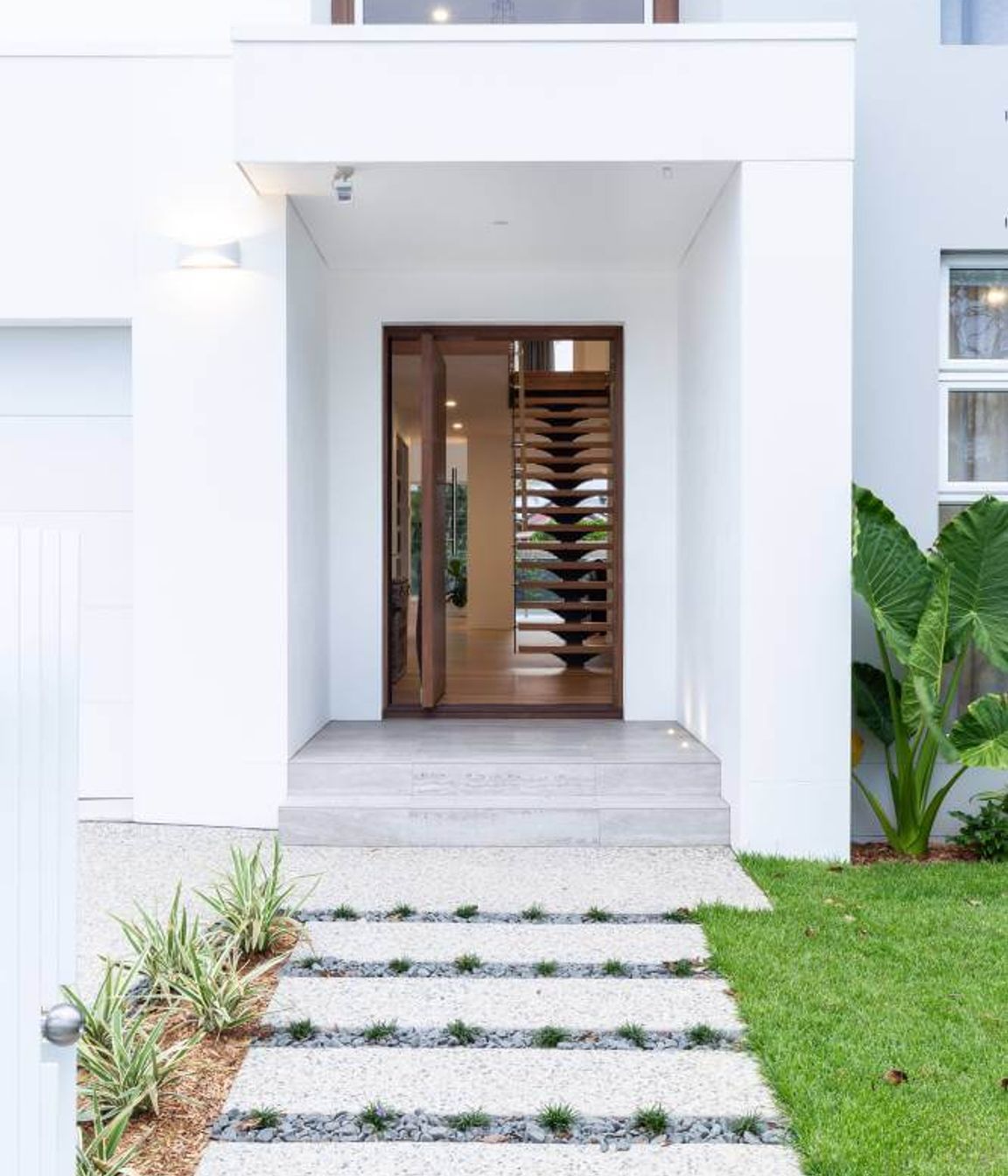 Acanthus Avenue
