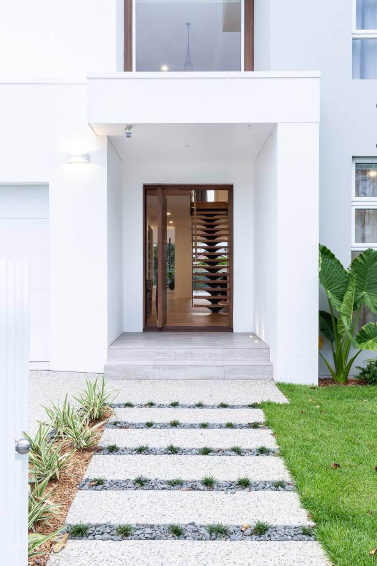 Acanthus Avenue