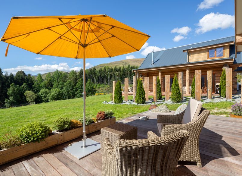 Log House Garston Lifestyle