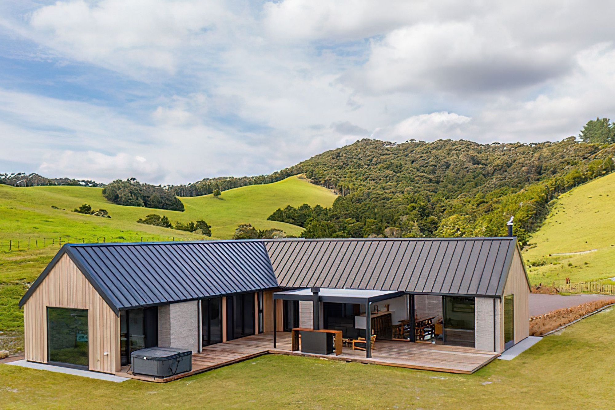 Rusty Ram- Luxury Lodge