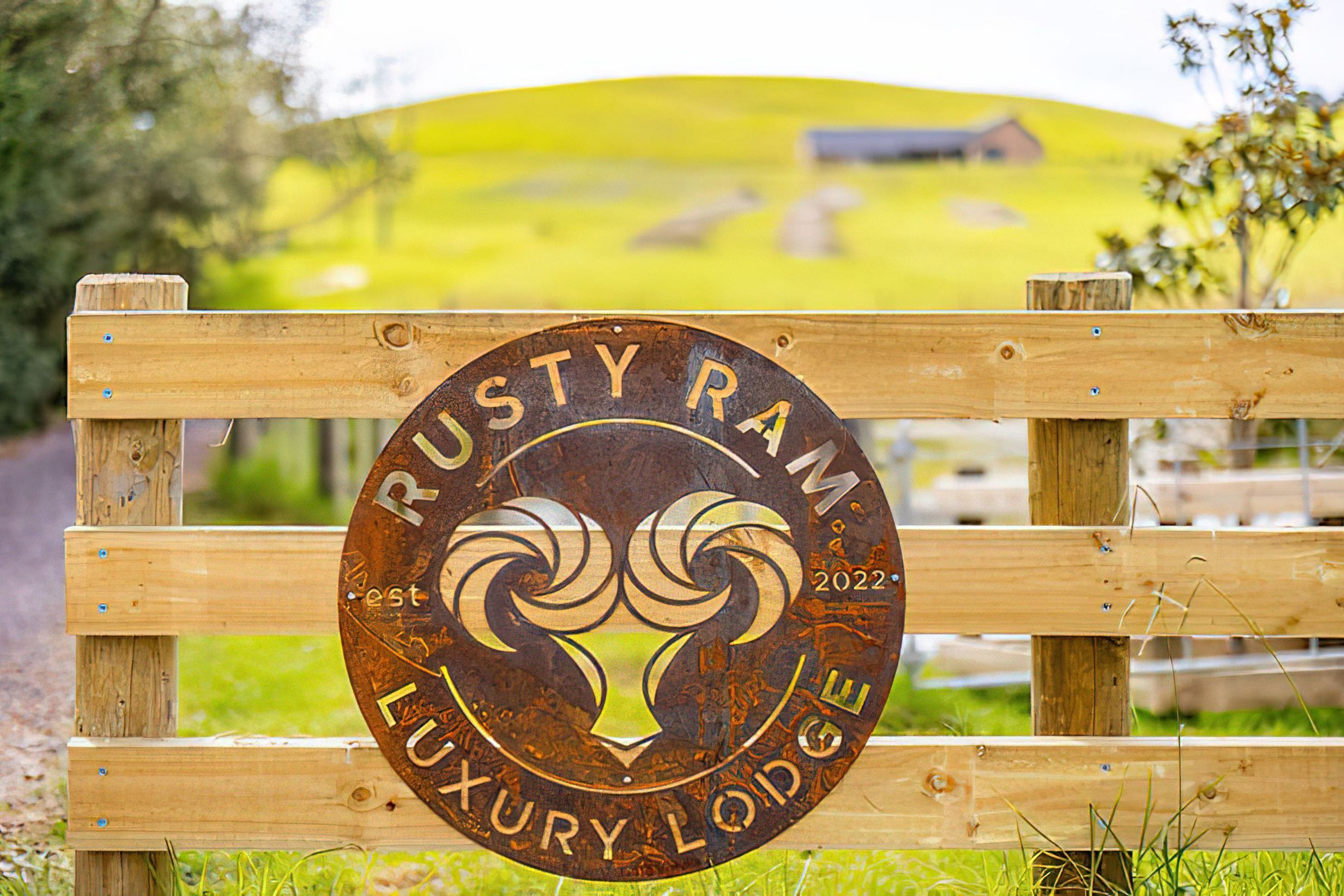 Rusty Ram- Luxury Lodge