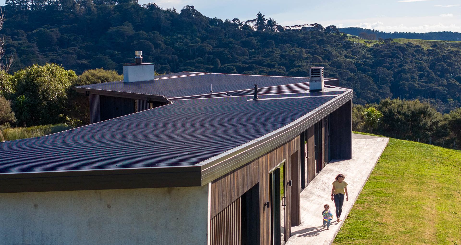 Dexters Retreat, Raglan Lifestyle banner