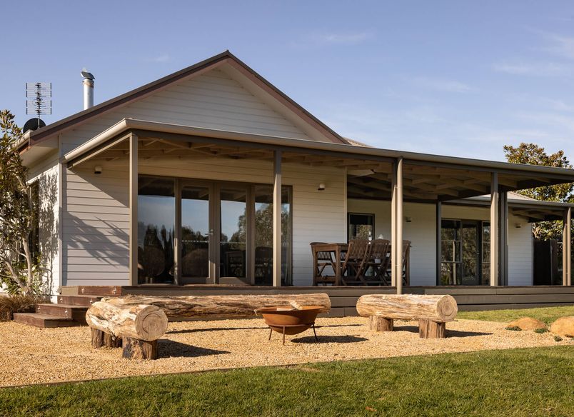 Captivating Carrajung Estate