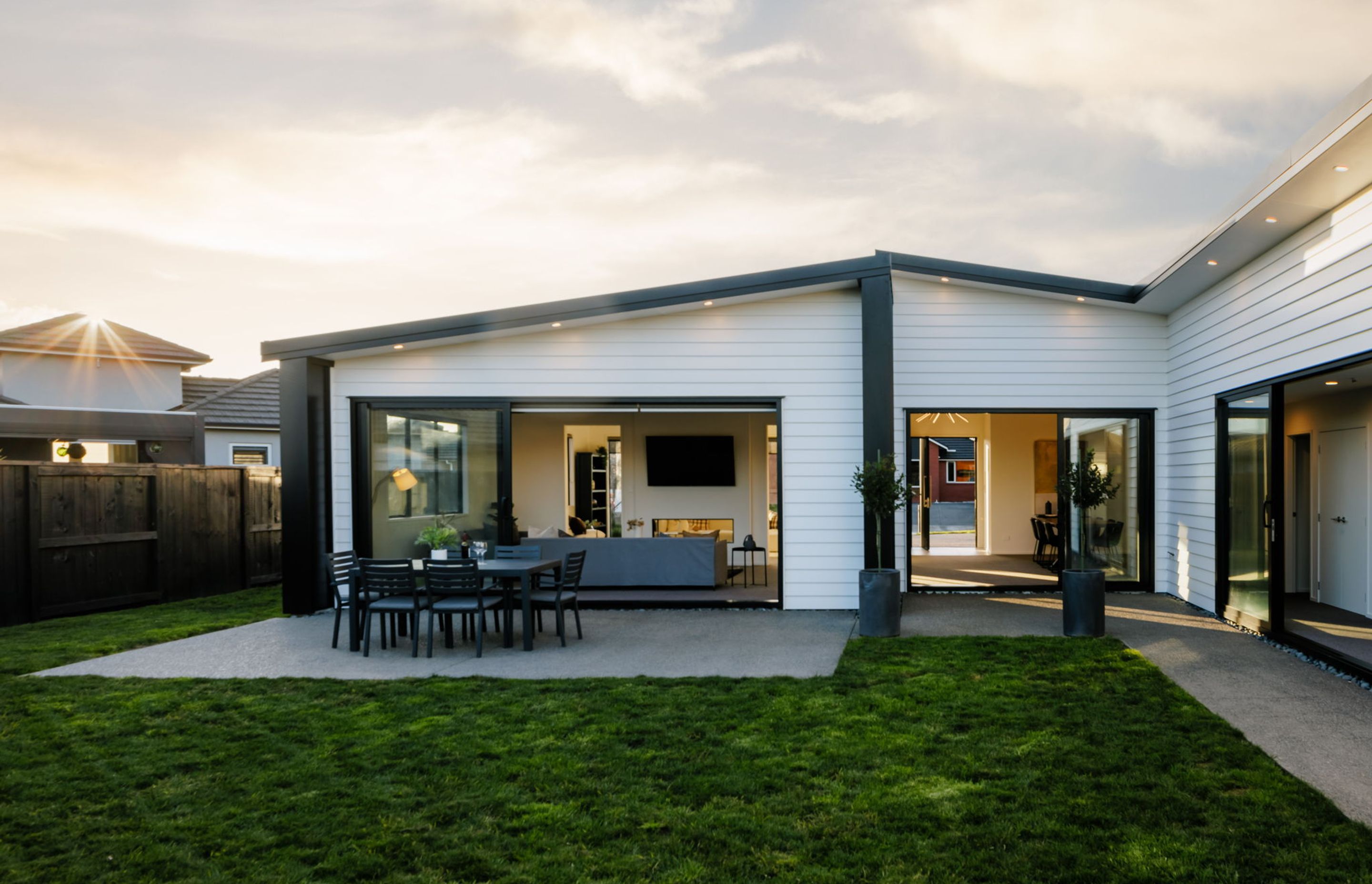 74-web-or-mls-71inHouseAR56674.jpg
