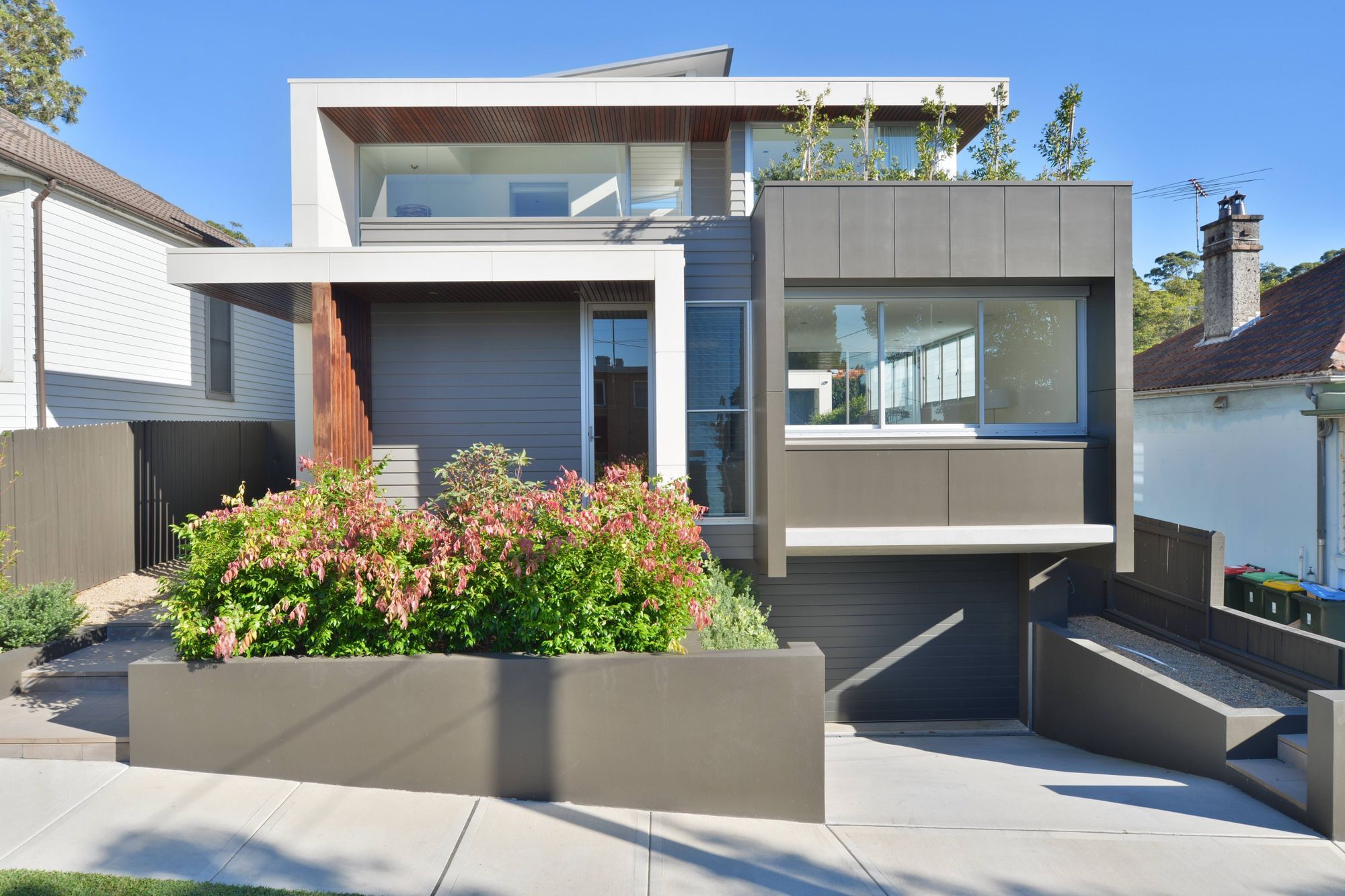 Carter St Bronte