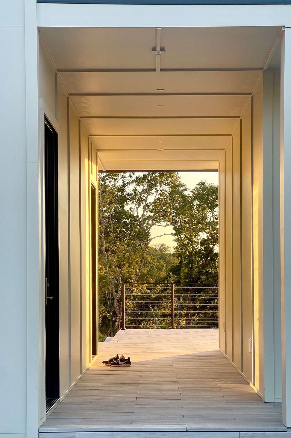 90-Breezeway.jpg