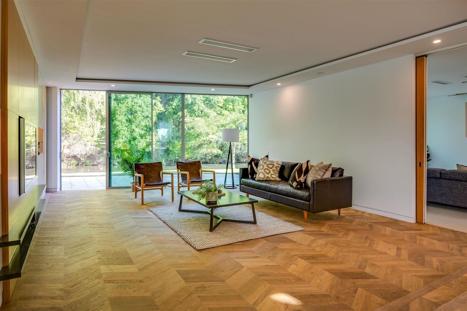 Carlton Mill Road, Merivale