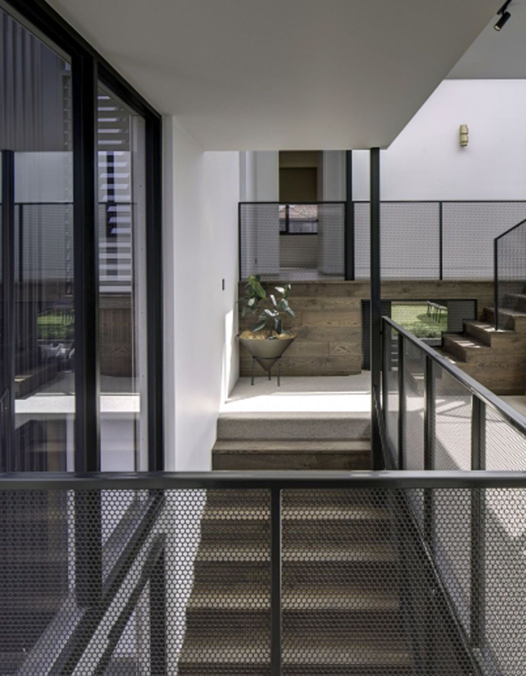 APERTURE-HOUSE10.jpg