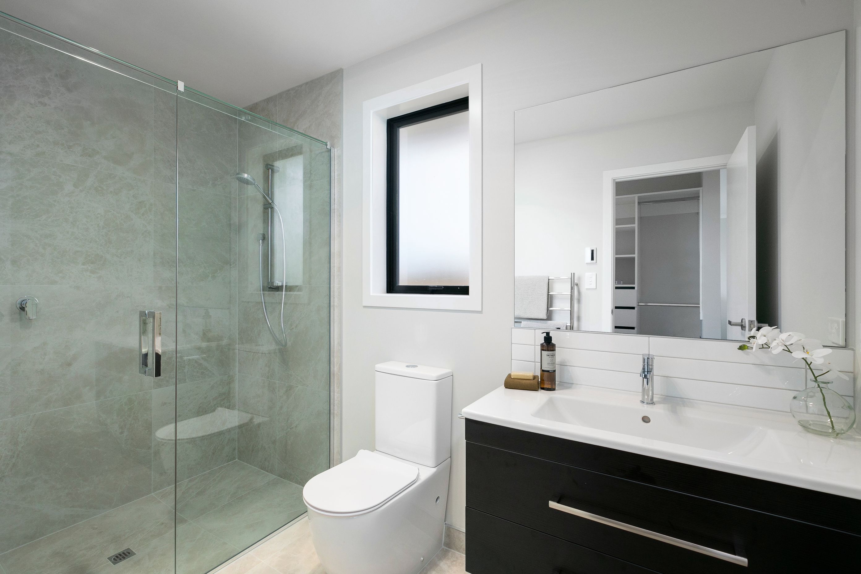 Abron-Real-Estate-23-of-43.jpg
