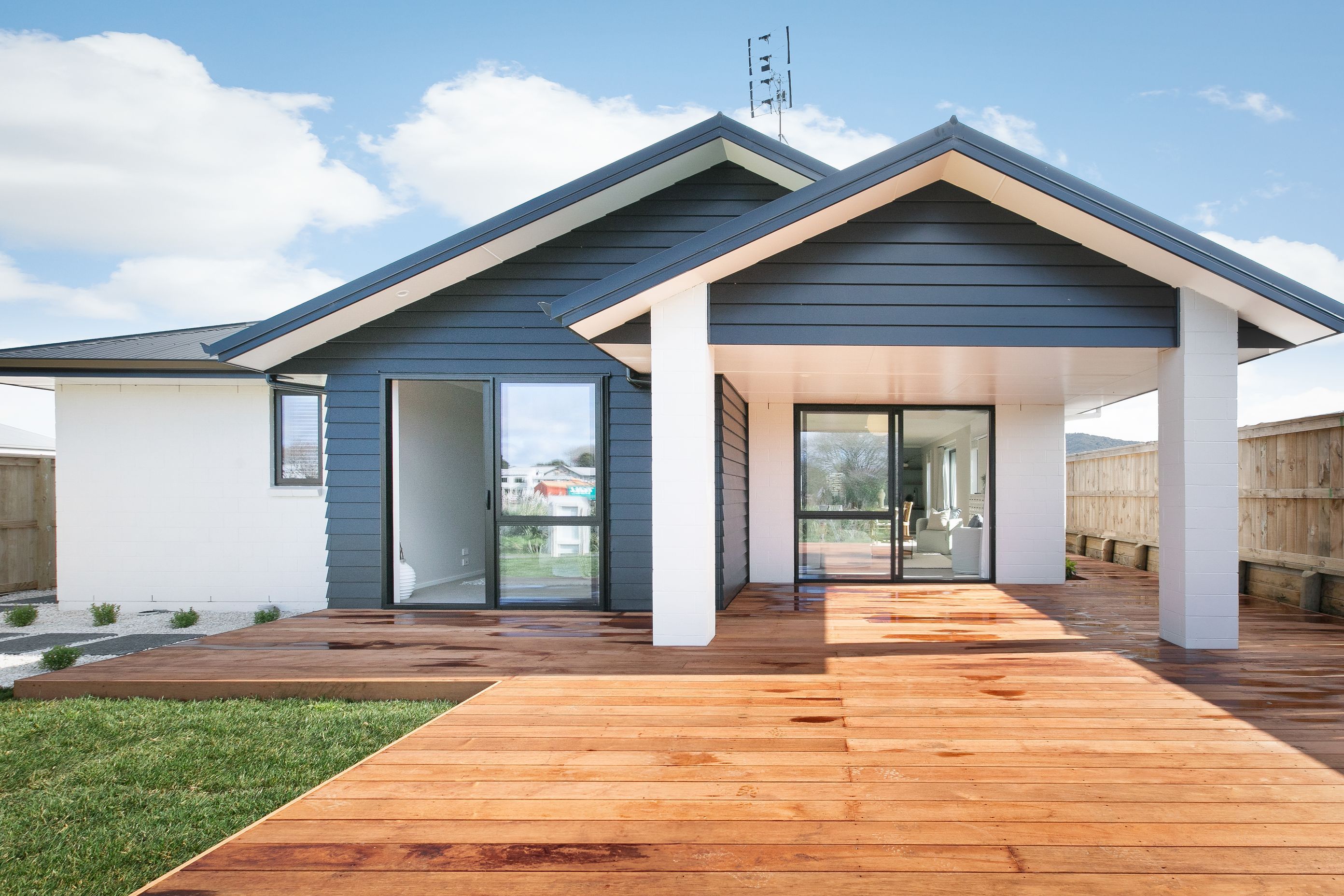 Abron-Real-Estate-30-of-43.jpg
