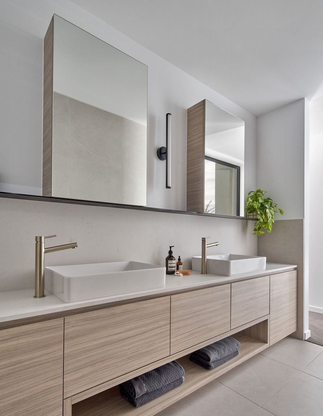 ArliHomesAyla33HarpleyEstate401.jpg