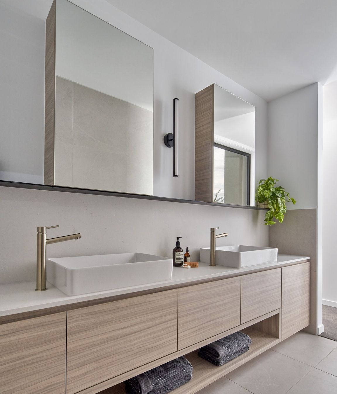 ArliHomesAyla33HarpleyEstate401.jpg