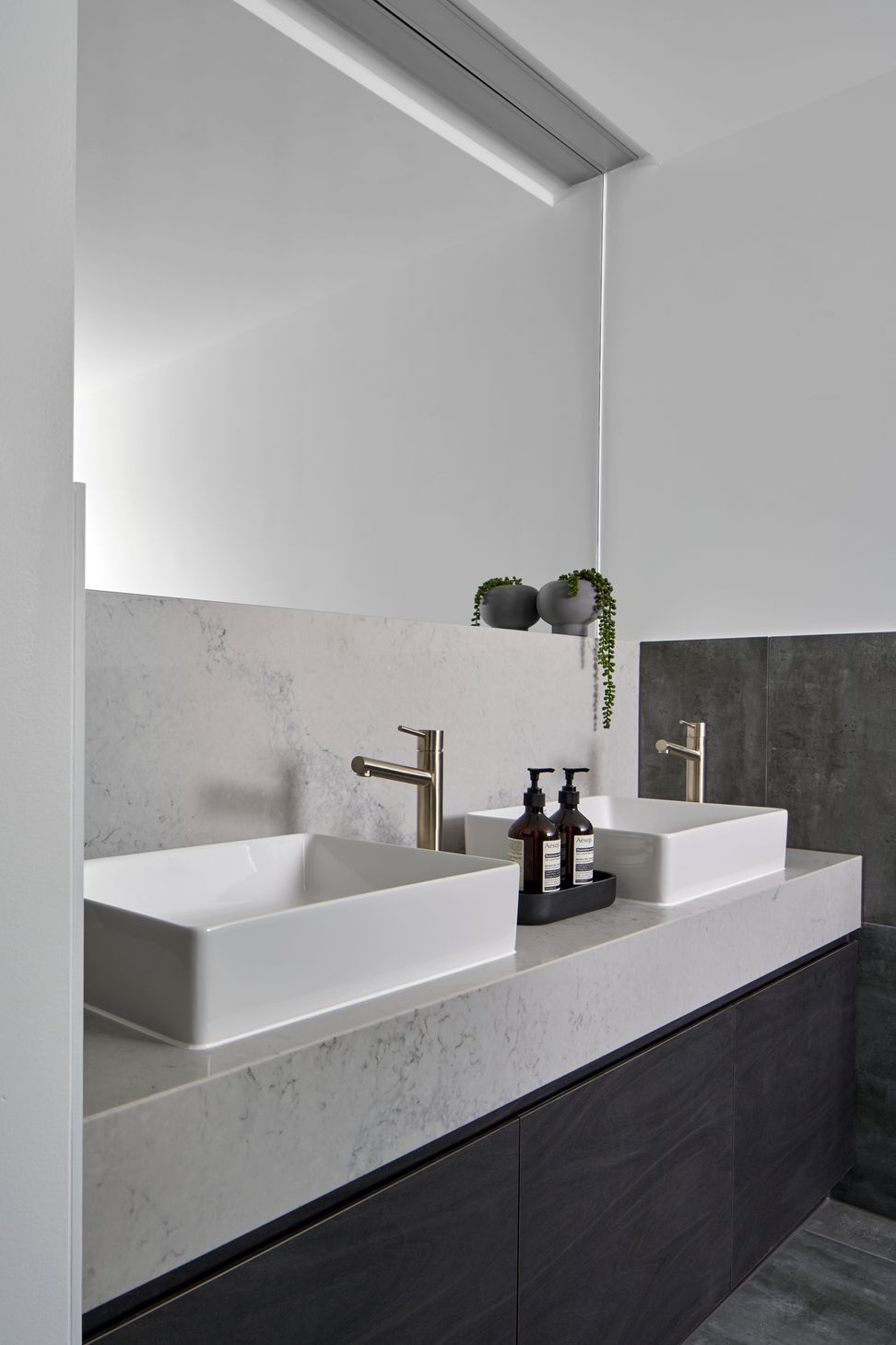 ArliHomesZuri36TheMaplesEstateINTERIORS380.jpg