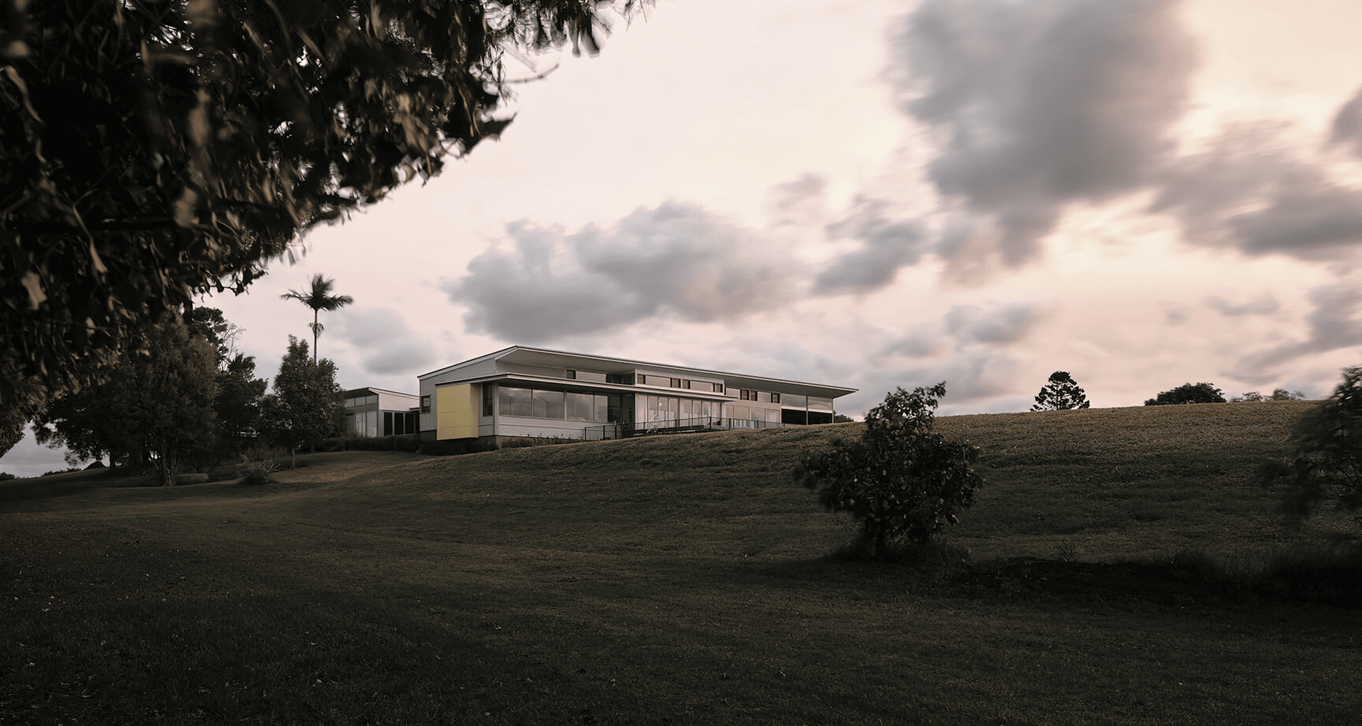Bangalow Farm House banner