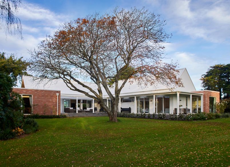 Tai Tapu architectural farmhouse