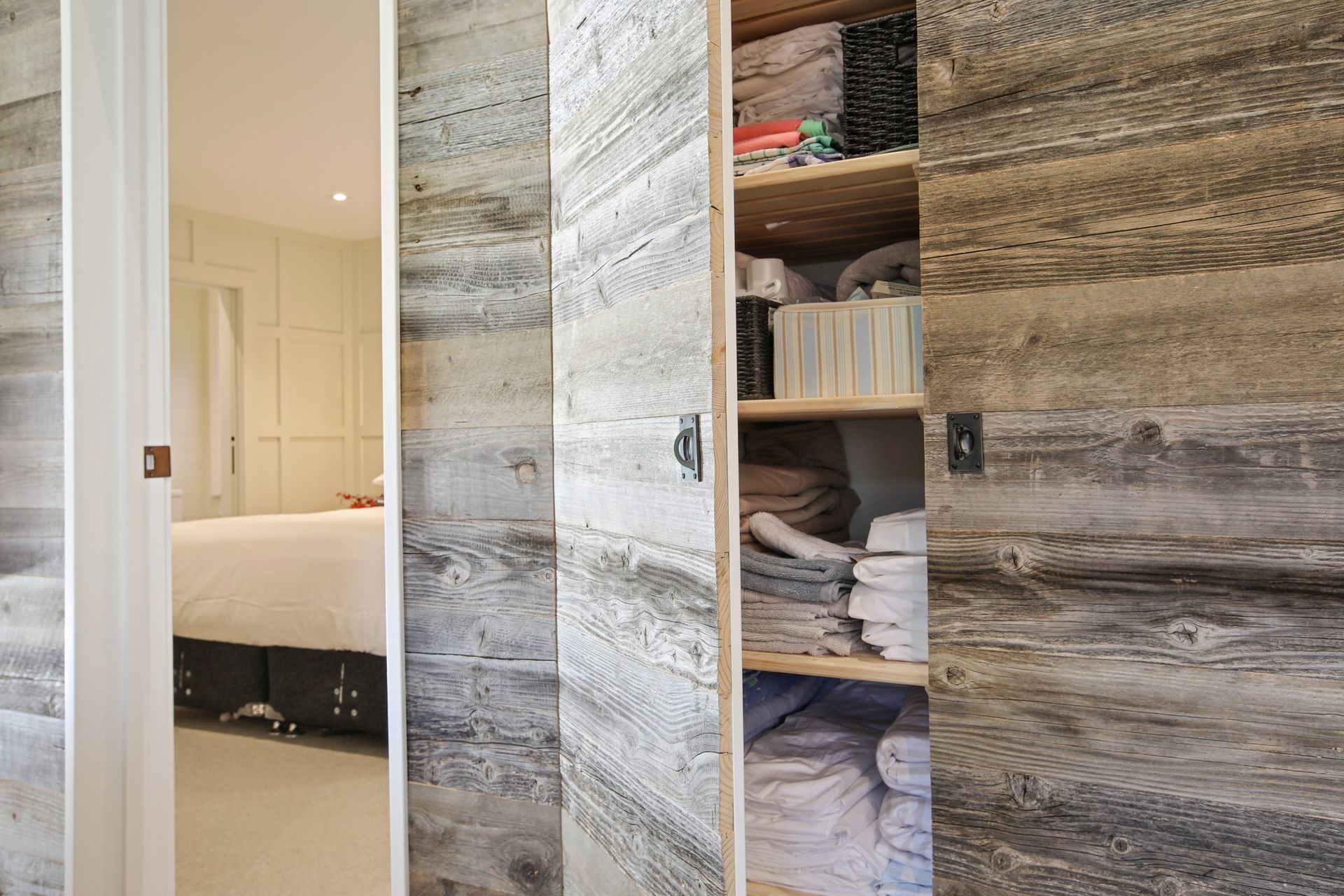 Cabin Fever, Arrowtown