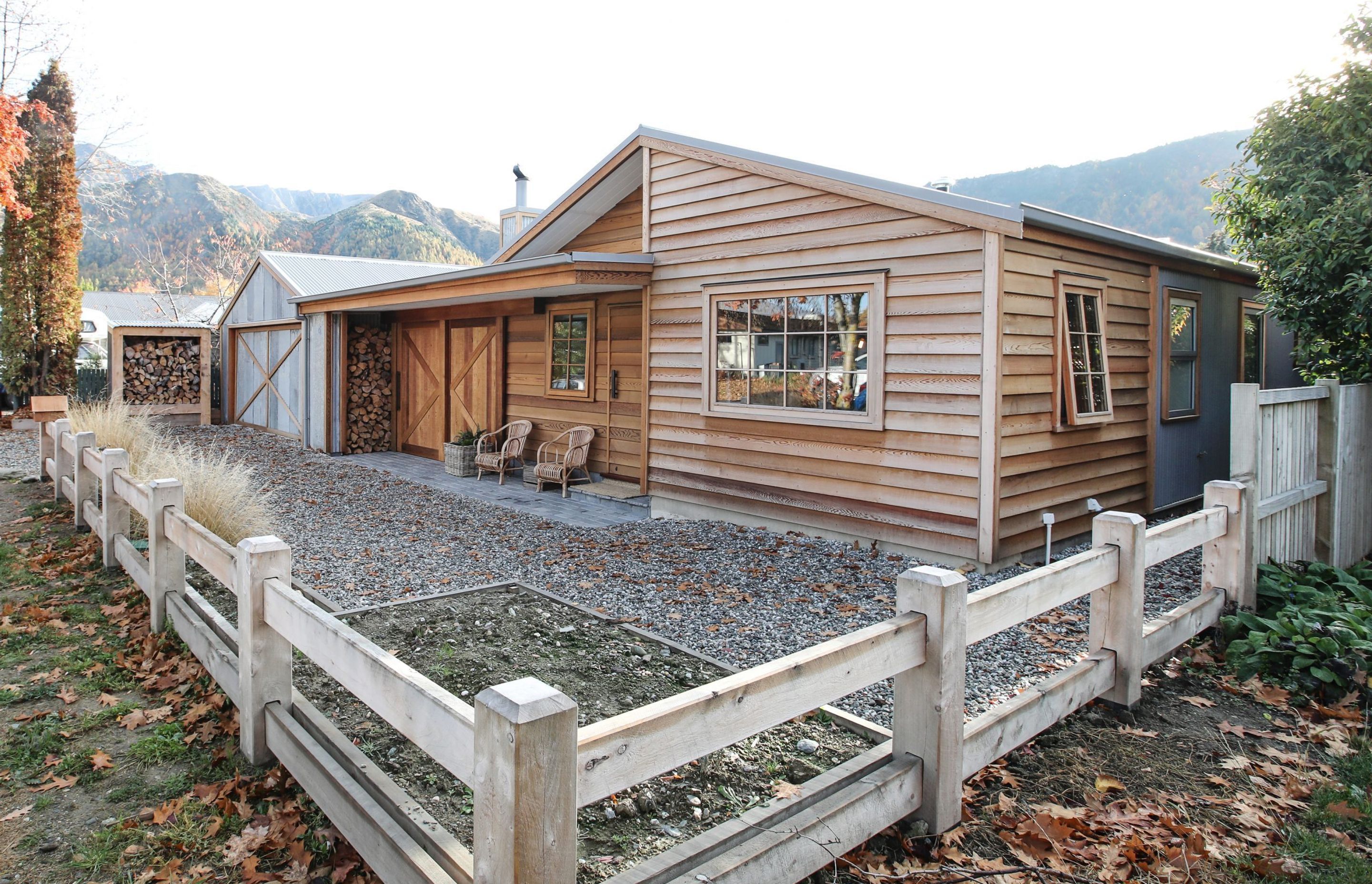 Cabin Fever, Arrowtown