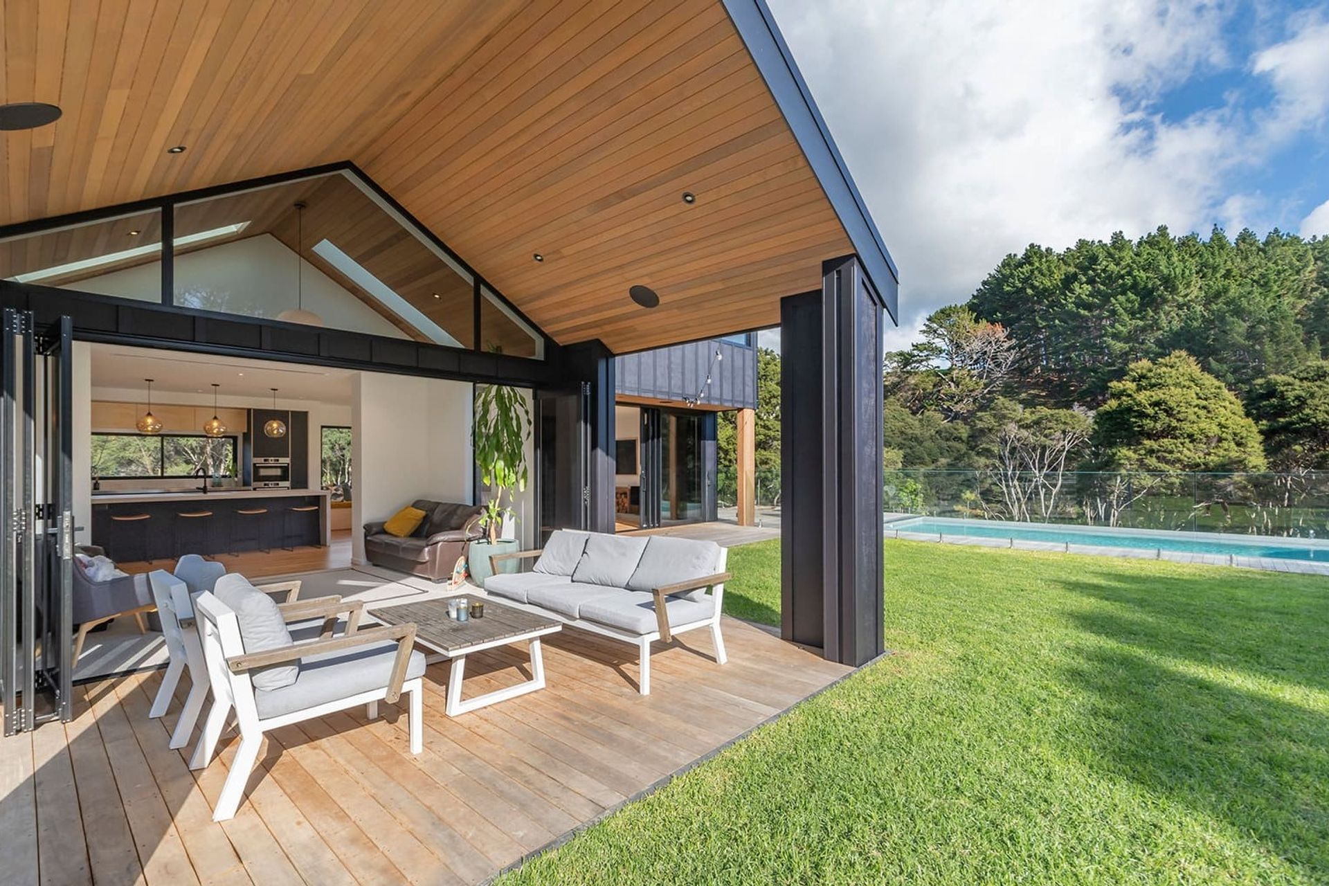 Bush-View-House-7.jpg