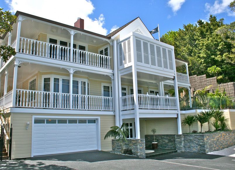 Colonial Style