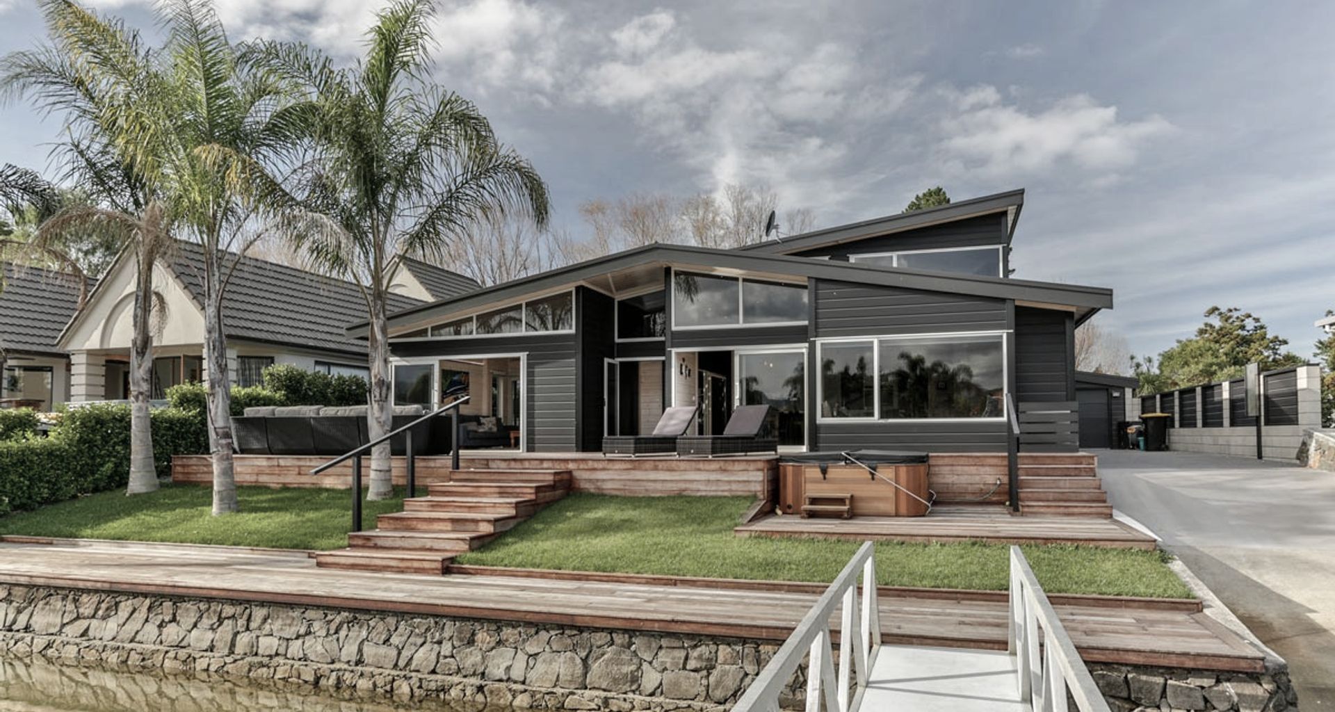 Crang Family Home – Coromandel Peninsula banner