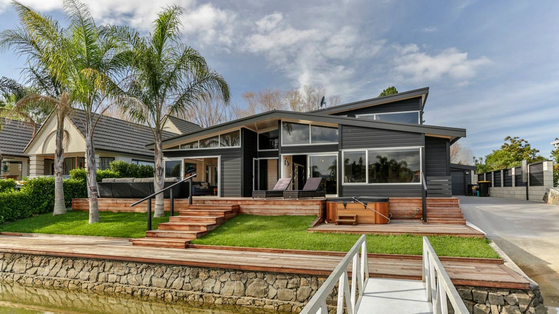 Crang Family Home – Coromandel Peninsula banner