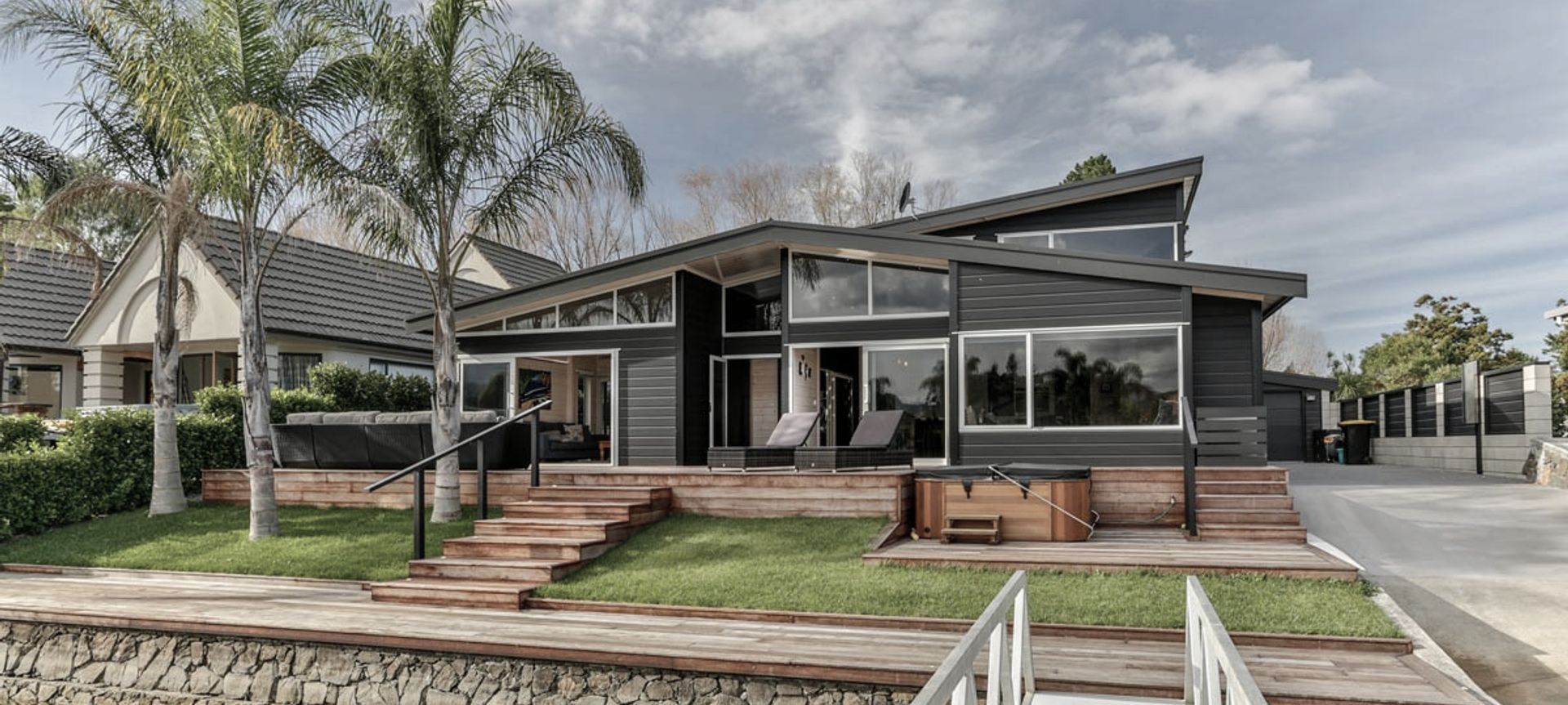 Crang Family Home – Coromandel Peninsula banner
