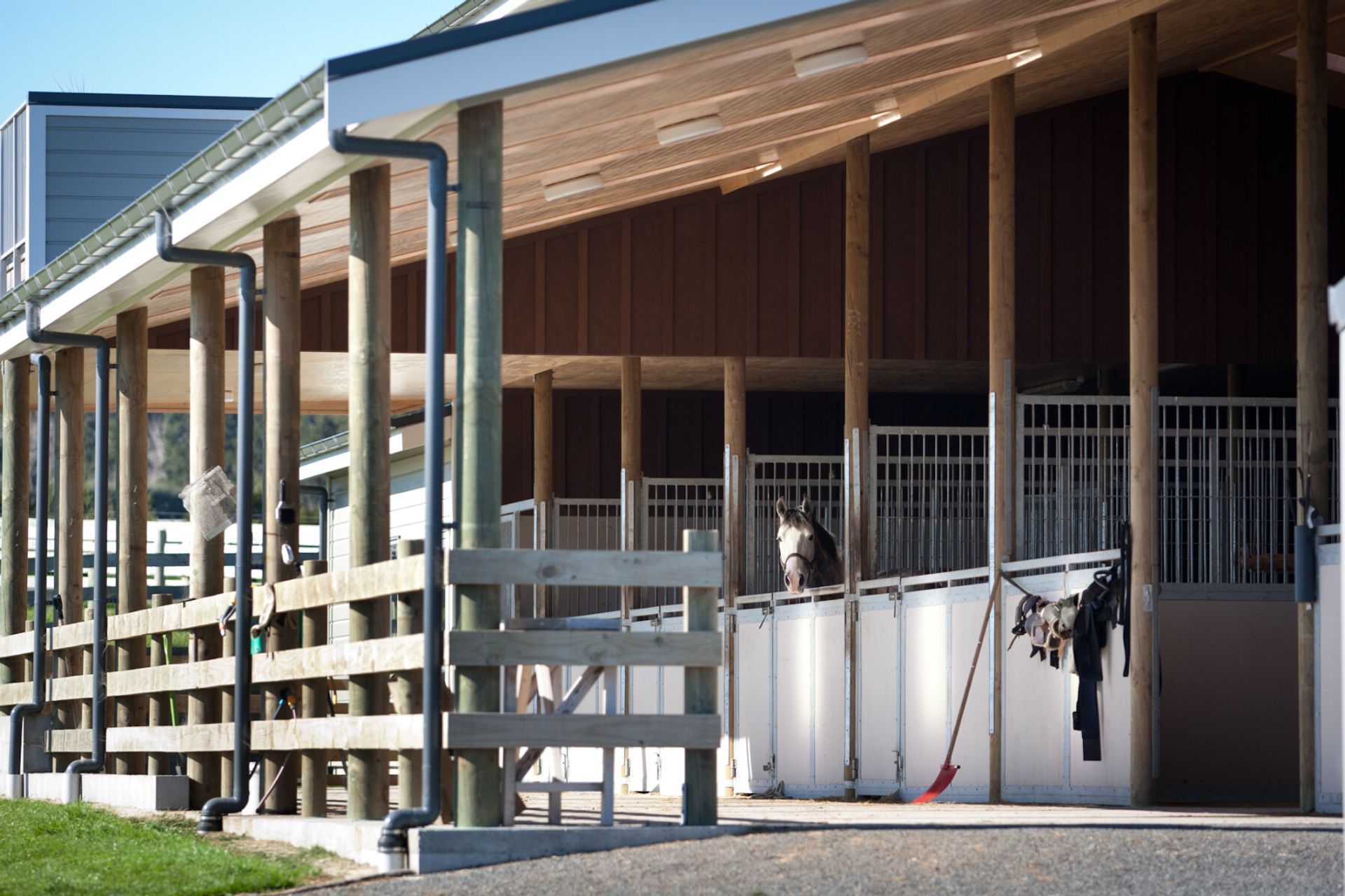 Dickey-Blyde Stables