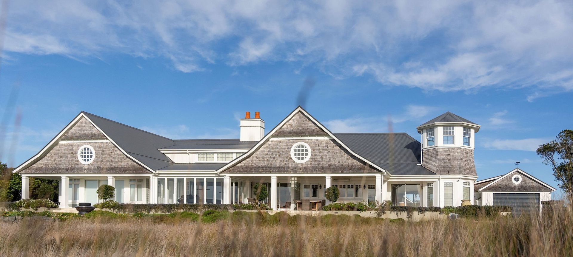 Hamptons-style Home banner