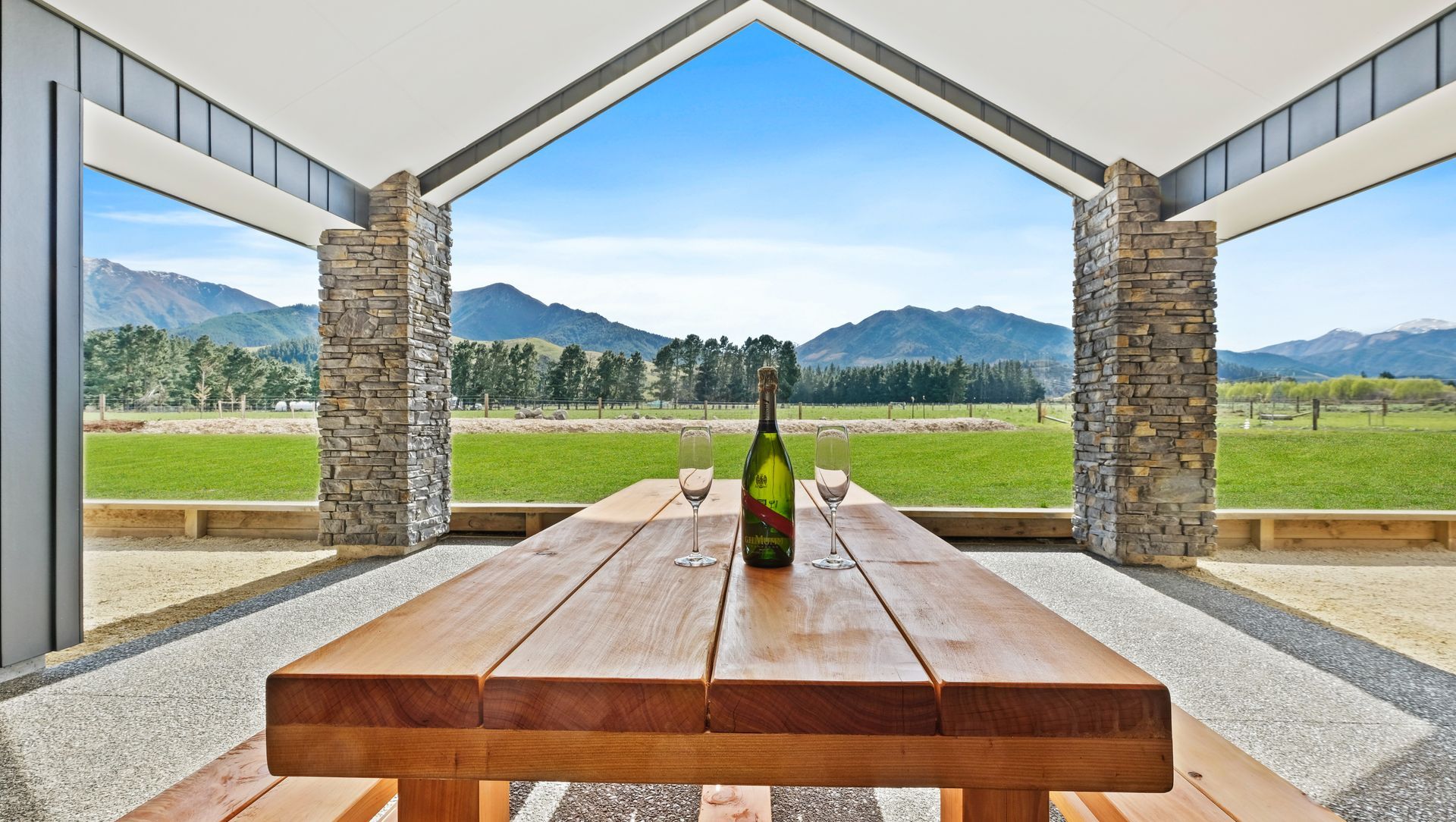 Hanmer Springs | Woodbank Rd banner