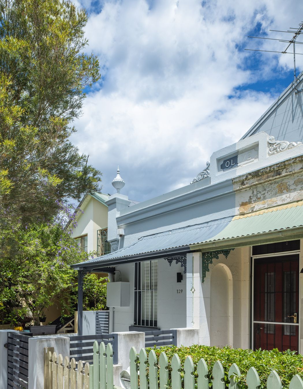 ENMORE04.jpg