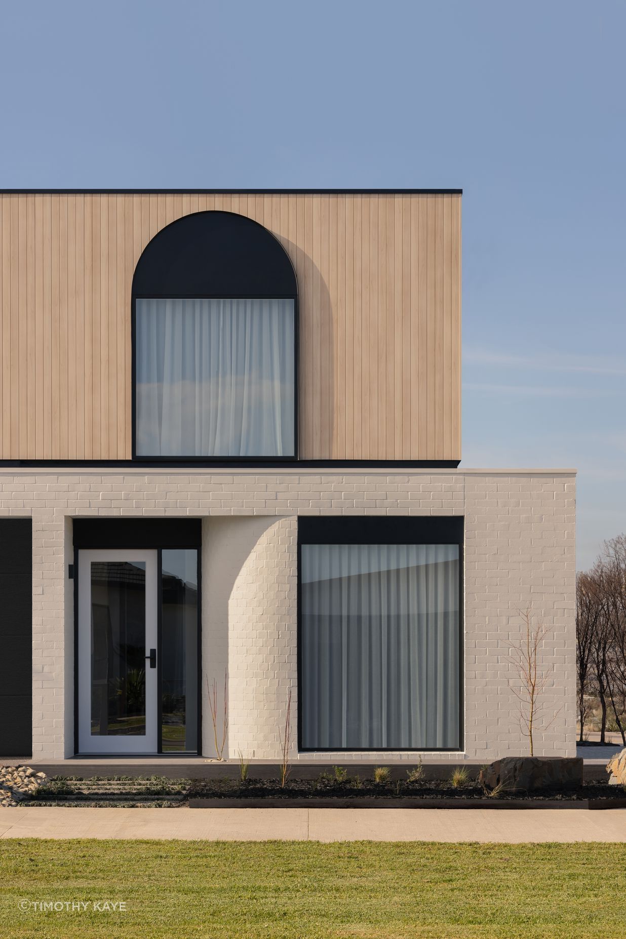Emre-27-by-Arli-Homes-02.jpg