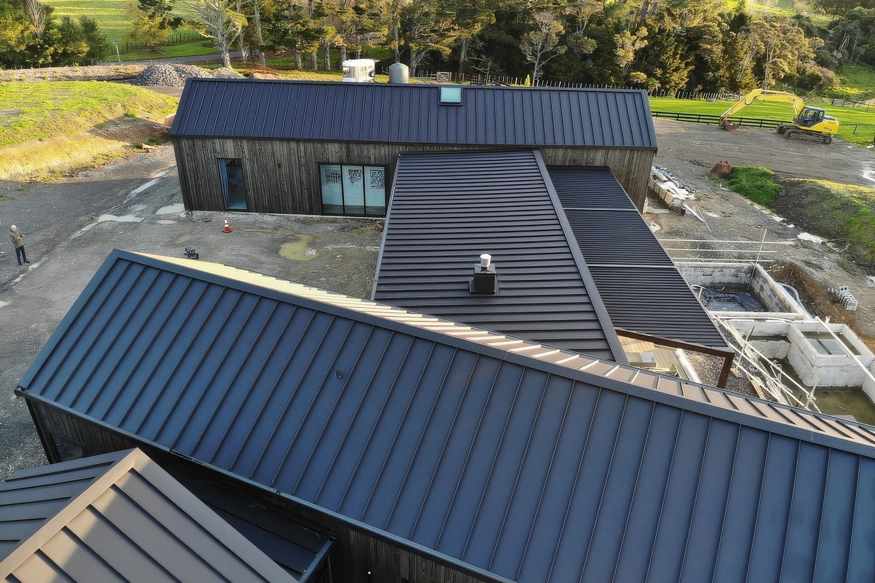 EuroclassRoofingEspan470FlaxpodMatte3ab.jpeg