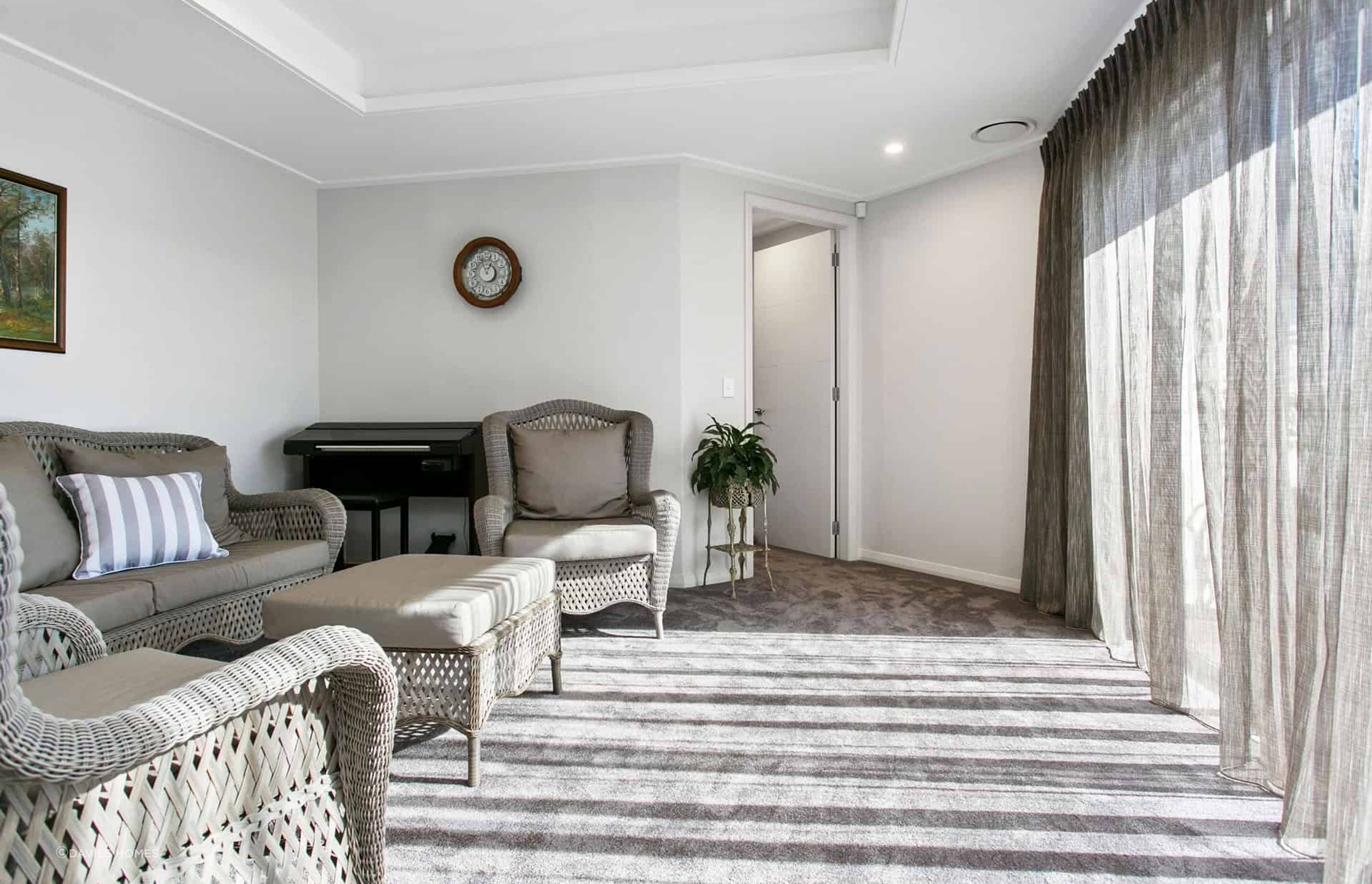 Floor-Area-373m208.jpg