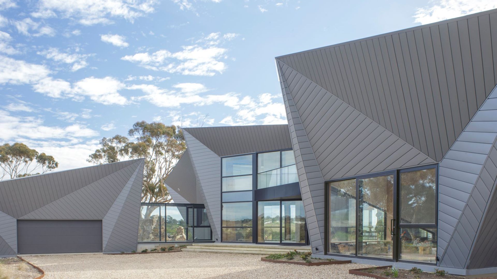 Autonomous House, Creative Windows