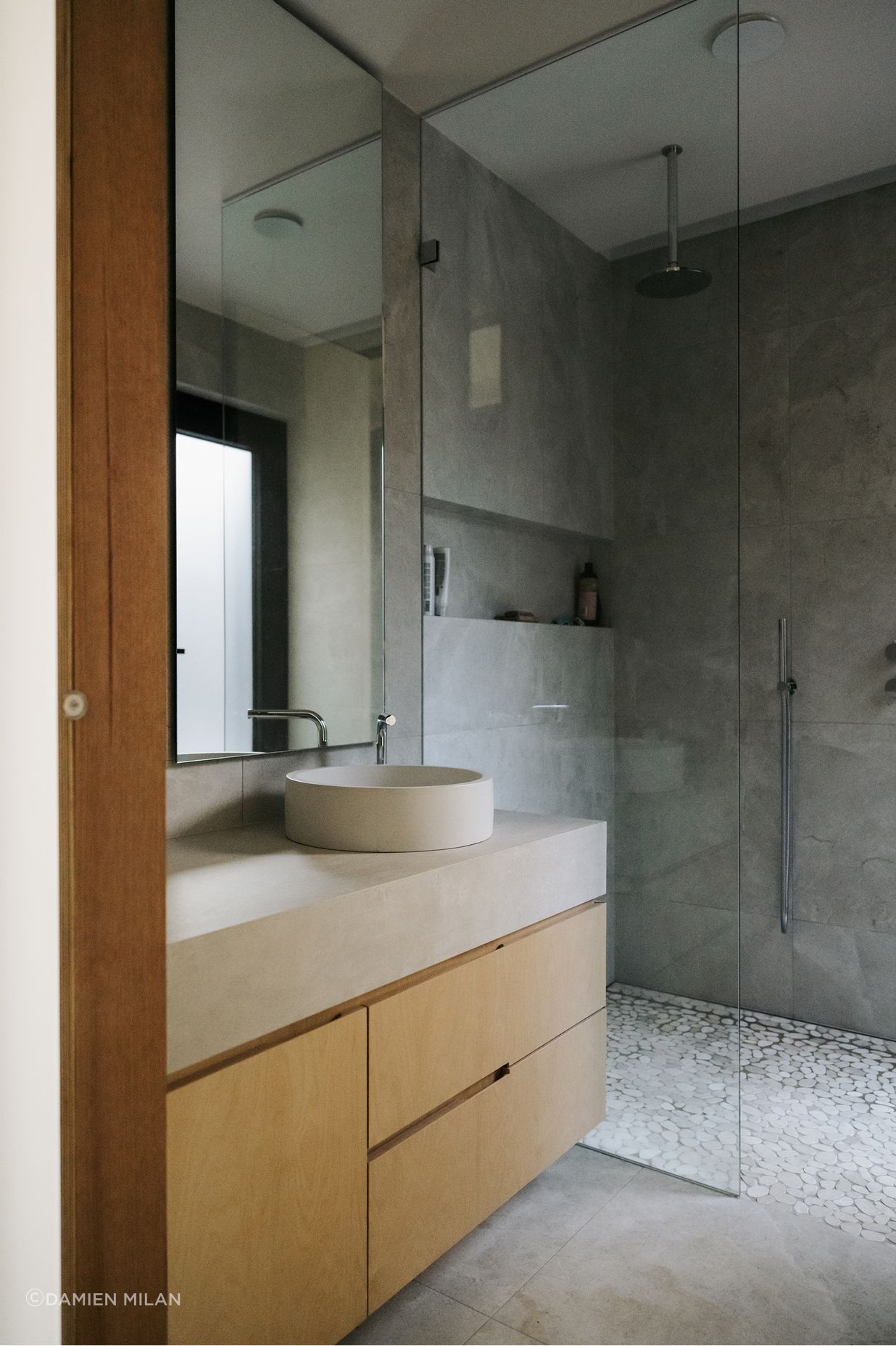 Govetts-Leap-BachBathroom.jpg