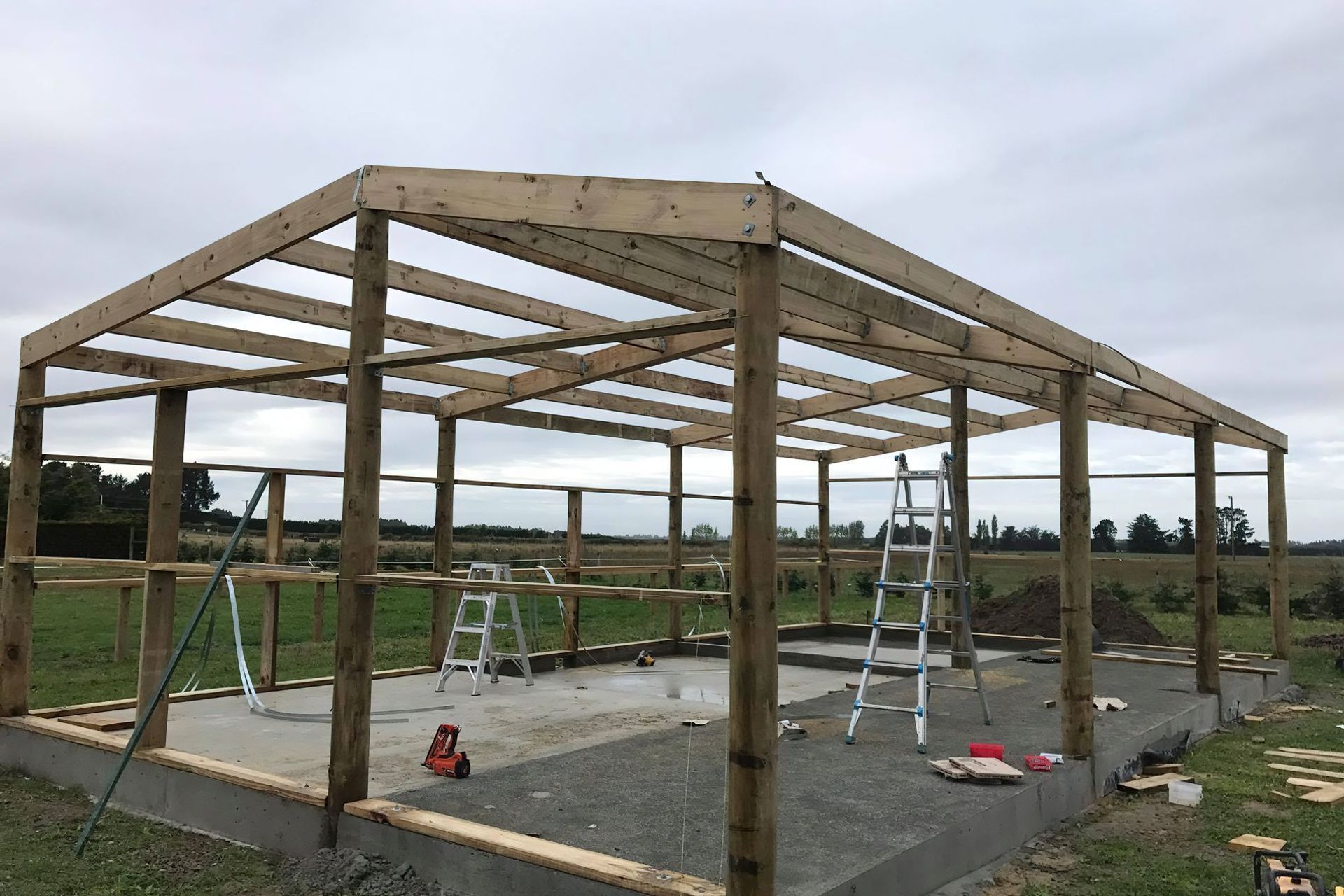 3 Bay Shed / Horse Stables