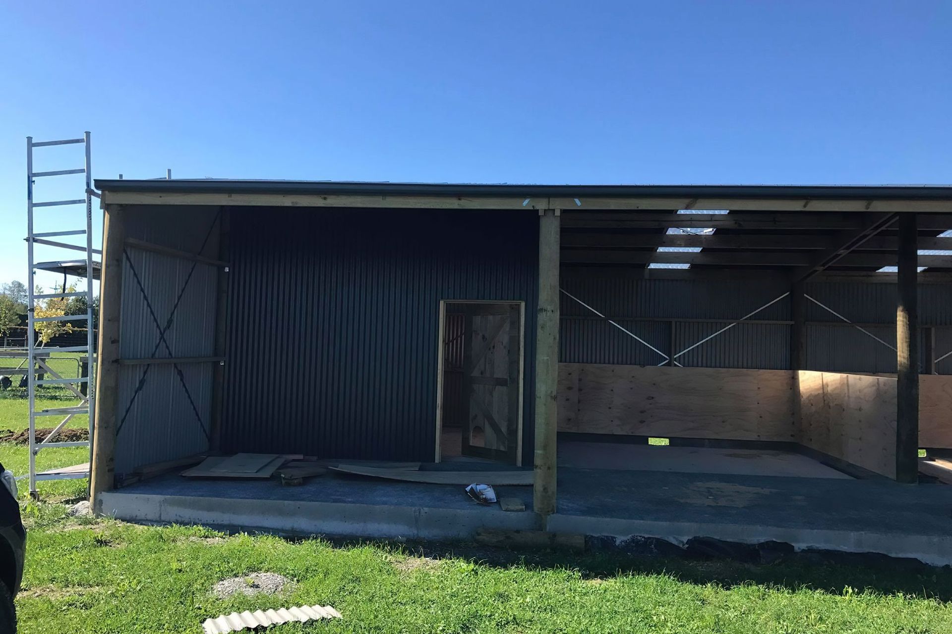 3 Bay Shed / Horse Stables