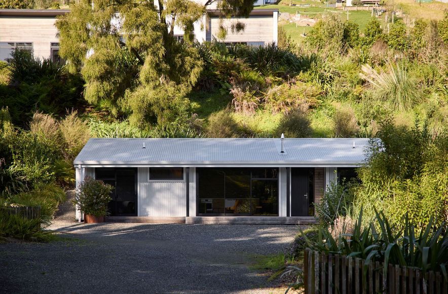 Te Puna Shed