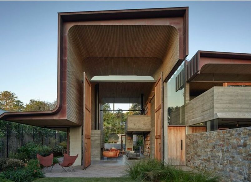 Backdune House